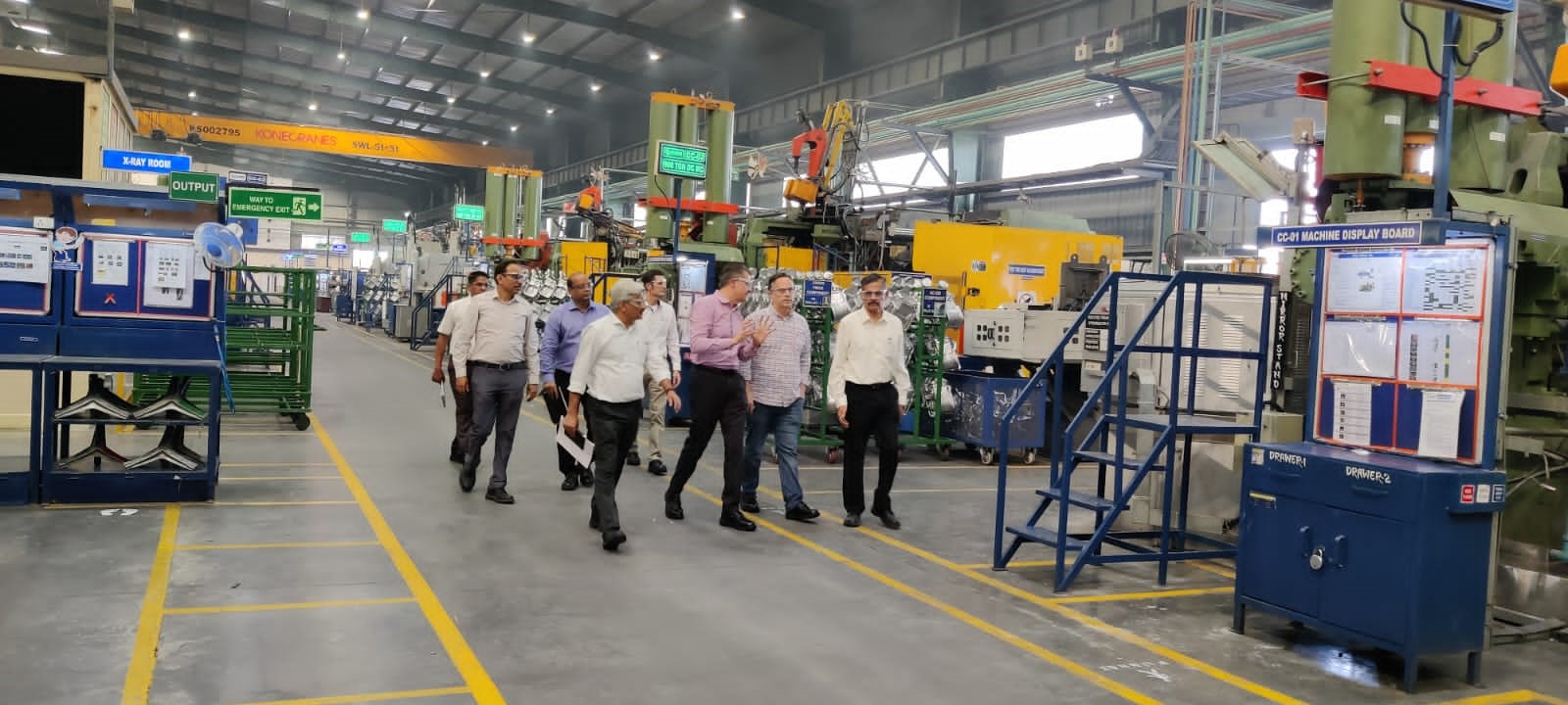 CEO visits Pune Plants, gets updated on new technology and processes, and honors team members’ years of service to Sigma Engineered Solutions.